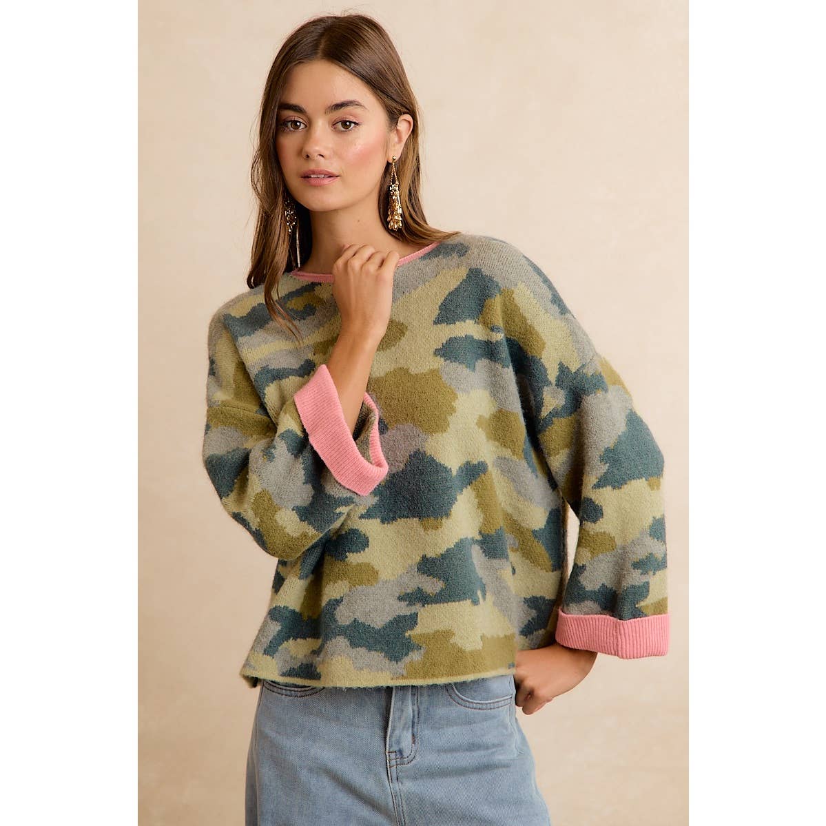 CAMO SWEATER: CAMO/PINK / M