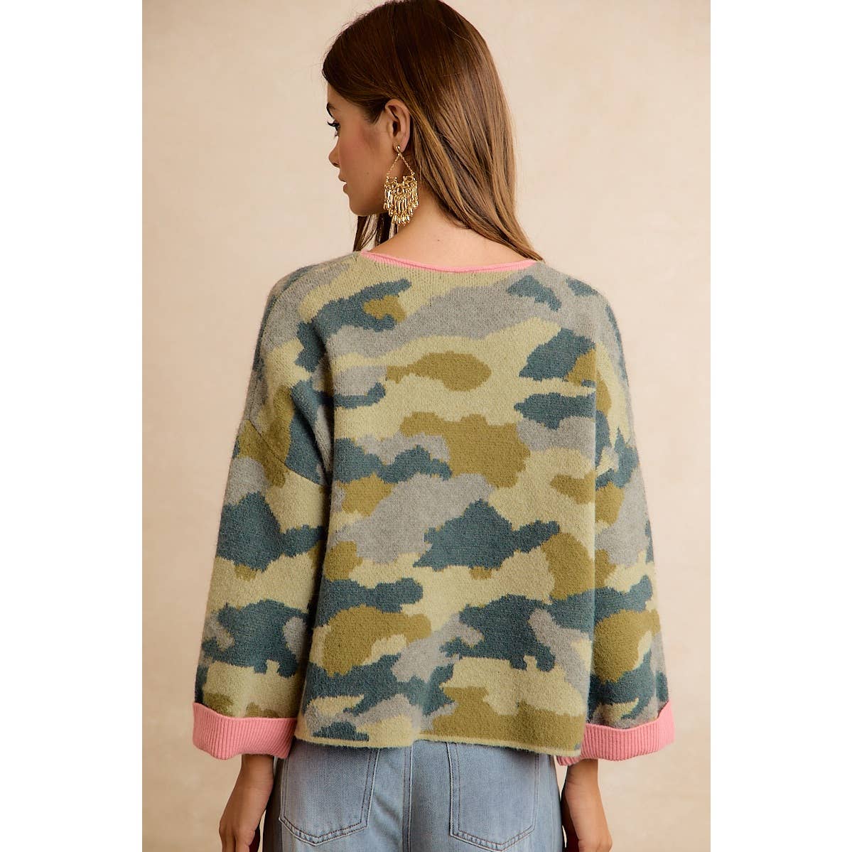 CAMO SWEATER: CAMO/PINK / M